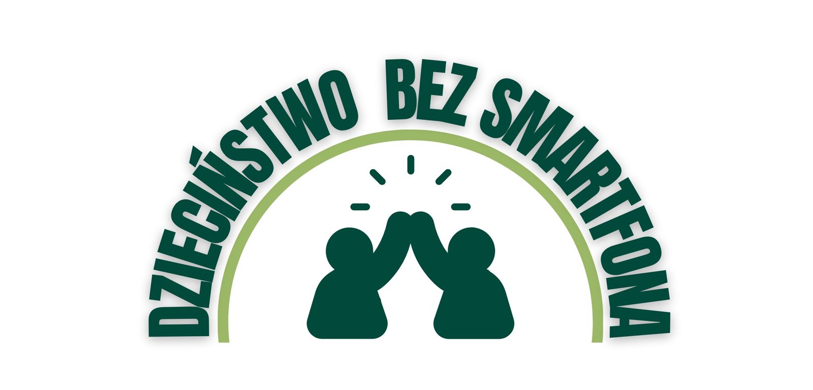 Jakub Płodzich prowadzi zajęcia z uczniami